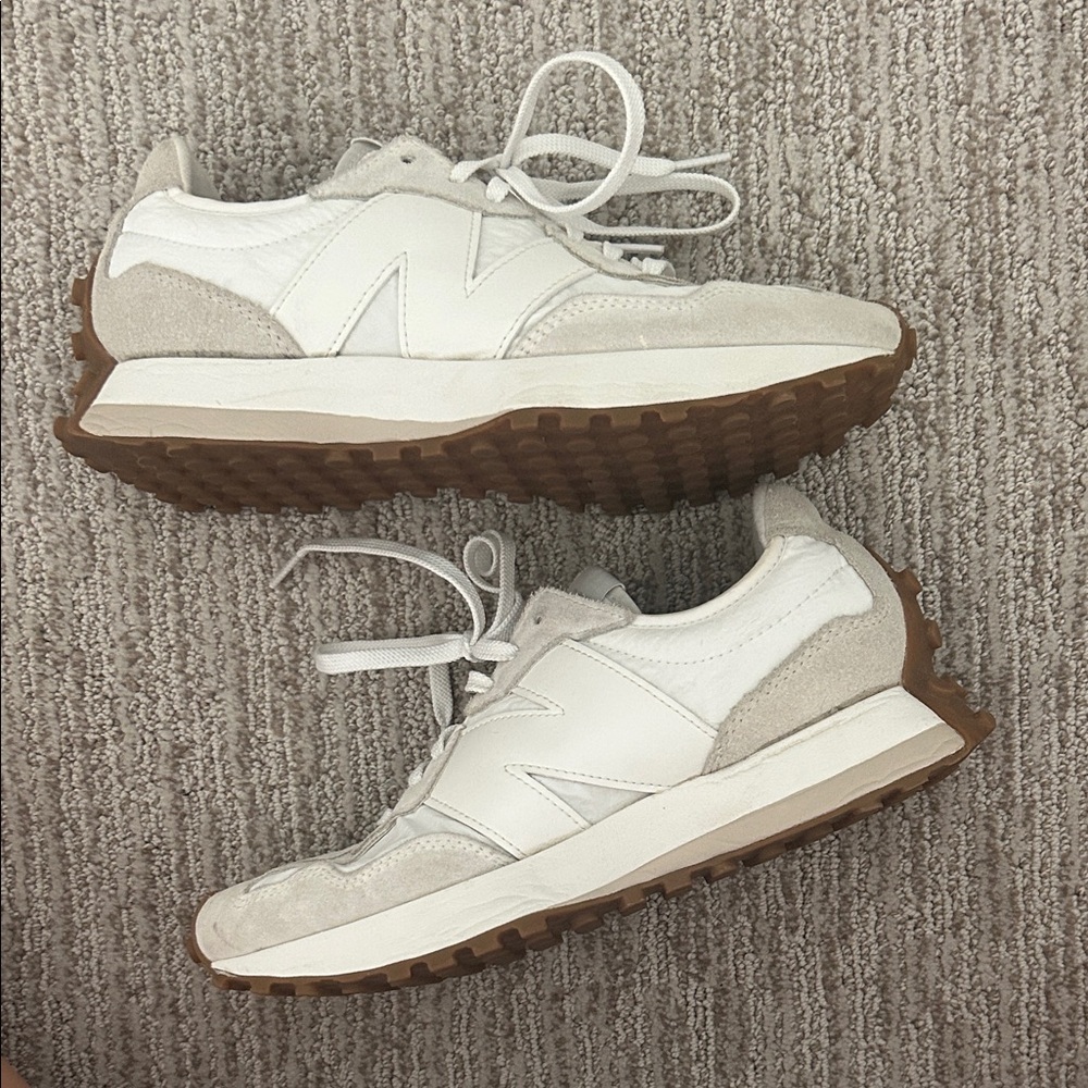 New Balance White and Tan Sneakers